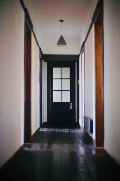 Escalera al puerto Guest House