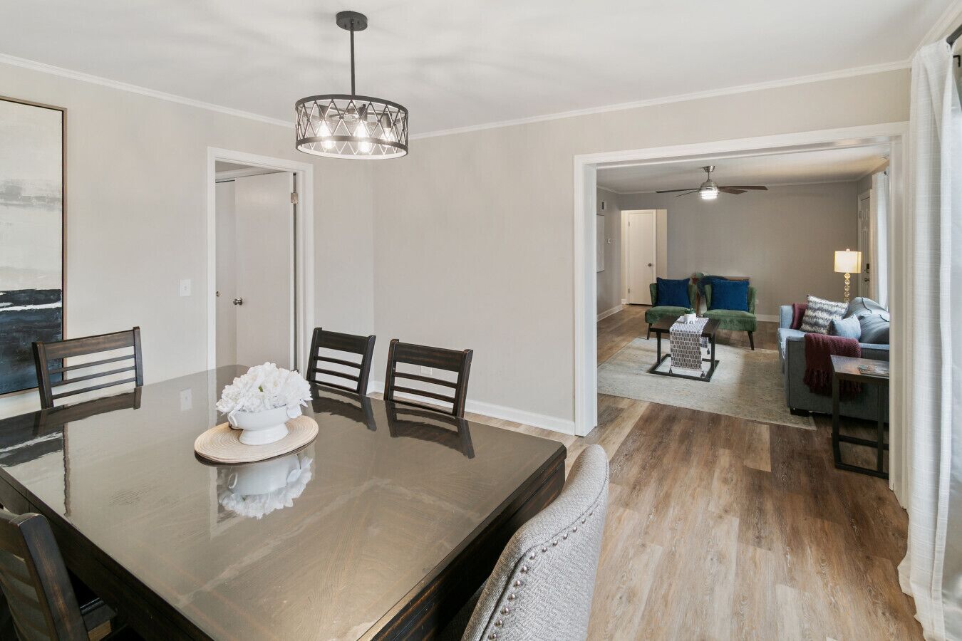 Modern Home Near Dt Libertyville And Naval Base - Lake County, IL