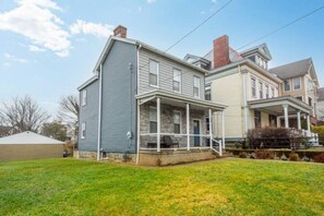Exterior - LOCATION! Walkable to inclines & stunning views (Pittsburgh)