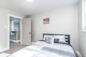 3 bedrooms - LOCATION! Walkable to inclines & stunning views (Pittsburgh)