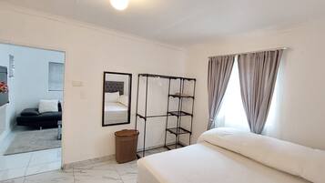 3 dormitorios, tabla de planchar con plancha, wifi gratis y ropa de cama