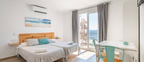 1 bedroom, free WiFi, bed sheets