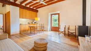 Interior - Apartment S'Estorell  with Kitchen & Mountain views (Lloseta)