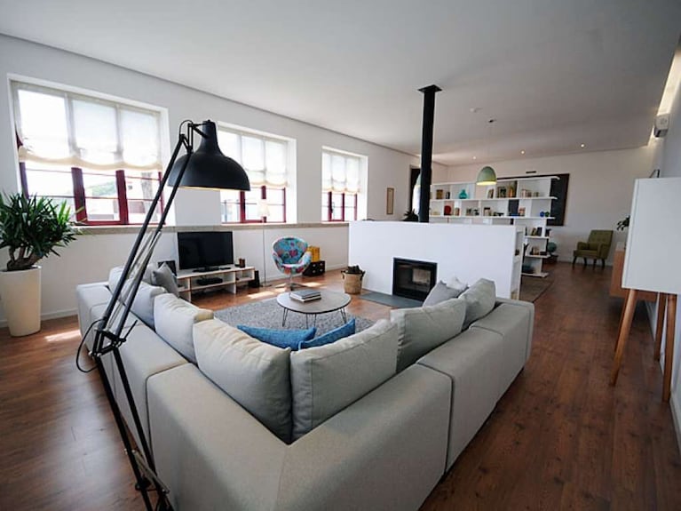 Outstanding Pinhao Villa | 4 Bedrooms | Villa Gouva | Pool Table | Stunning Valley Views - Sabrosa