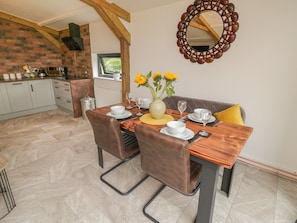 Dining - Windy Willows (Okehampton)