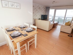 Dining - 54 Croft Court (Tenby)