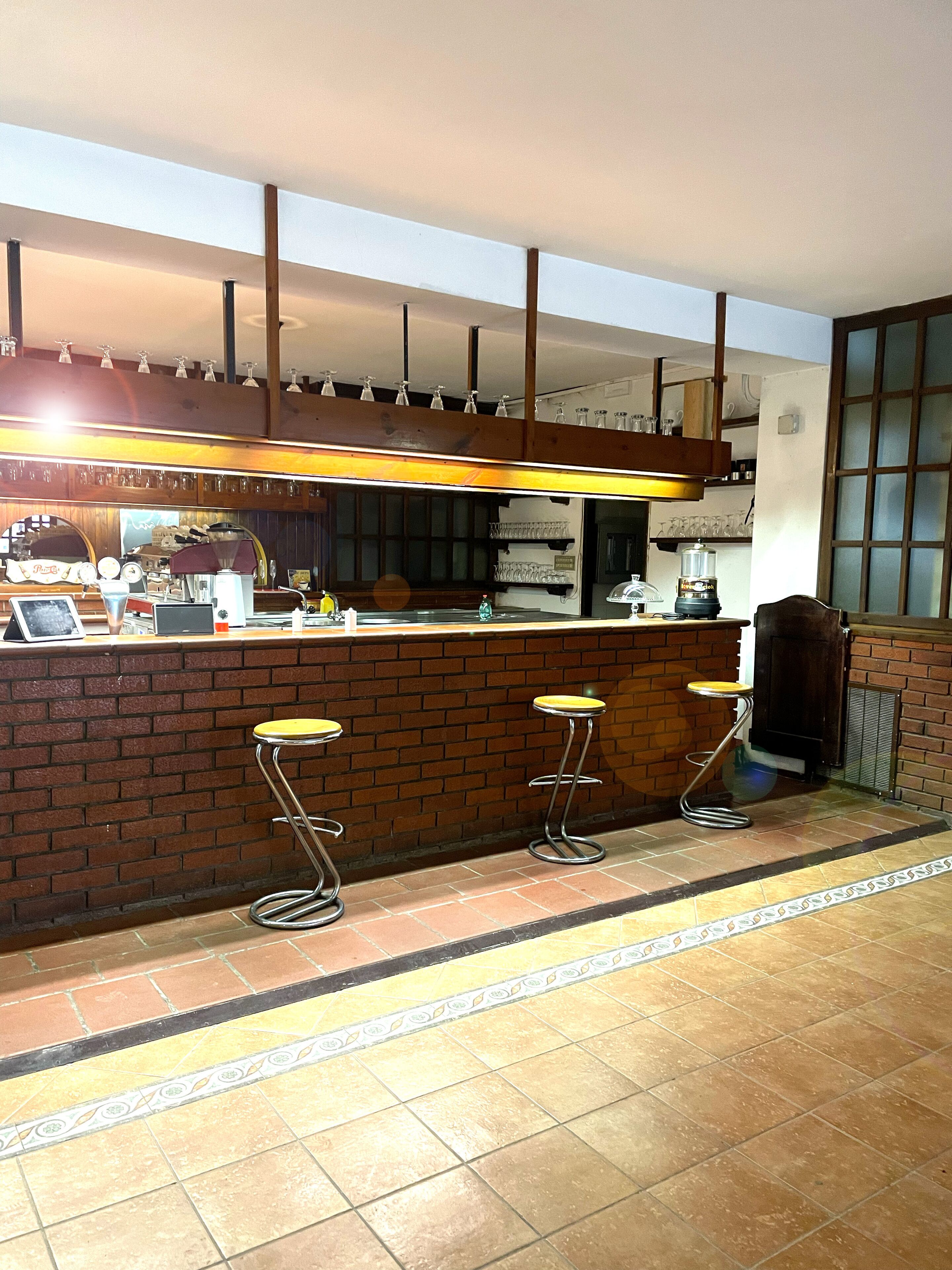 Bar (in der Unterkunft)
