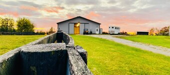 Farm Stay! Horses welcome! On the bourbon trail between Lexington and Louisville