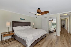 3 bedrooms, desk, iron/ironing board, free WiFi
