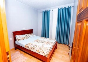 2 quartos, ferros/tábuas de passar roupa, berço de viagem, Wi-Fi