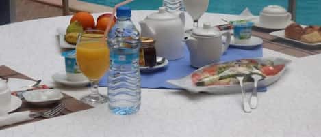 Petit déjeuner buffet compris tous les jours