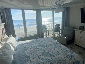 2 室のベッドルーム、アイロン / アイロン台、WiFi (無料)、ベッドシーツ