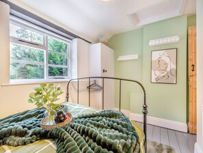 Interior - The Wild Cherry Tree Retreat (Ironbridge, near Telford)