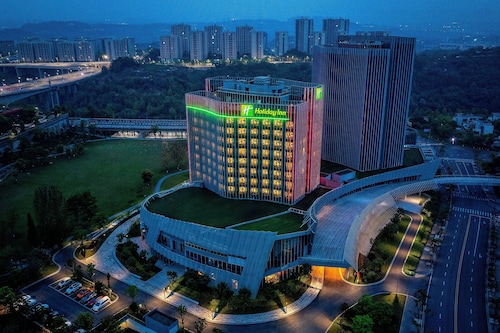 Holiday Inn Chongqing Data Valley by IHG