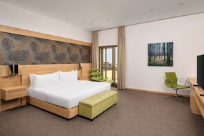 尊榮客房, 1 張特大雙人床 | 1 間臥室、高級寢具、書桌、筆電工作空間