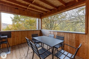 Outdoor dining - Sorbier - Larodde - Cabane sur Pilotis (LARODDE)