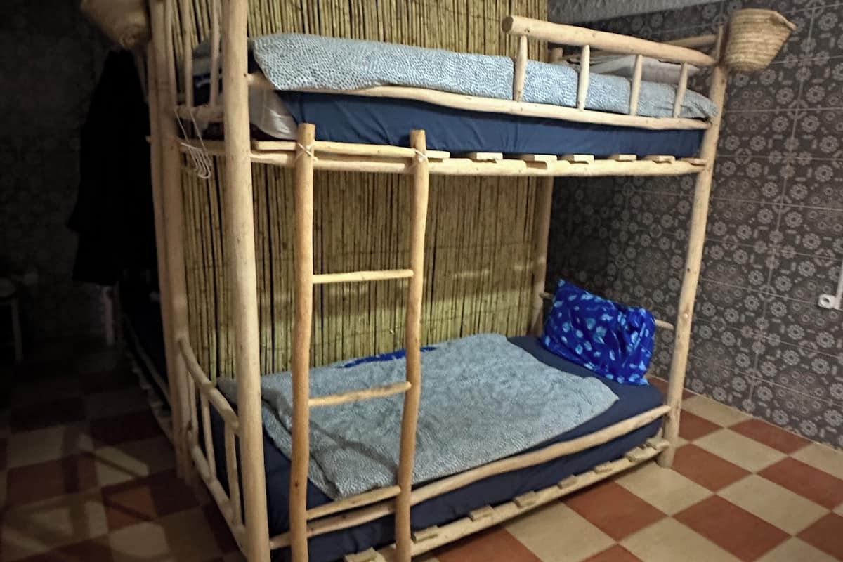 1 habitación, decoración personalizada y muebles diferentes