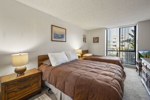 1 habitación, tabla de planchar con plancha, cuna de viaje y wifi 