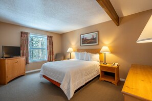 2 Schlafzimmer, Schreibtisch, Bügeleisen/Bügelbrett, kostenloses WLAN