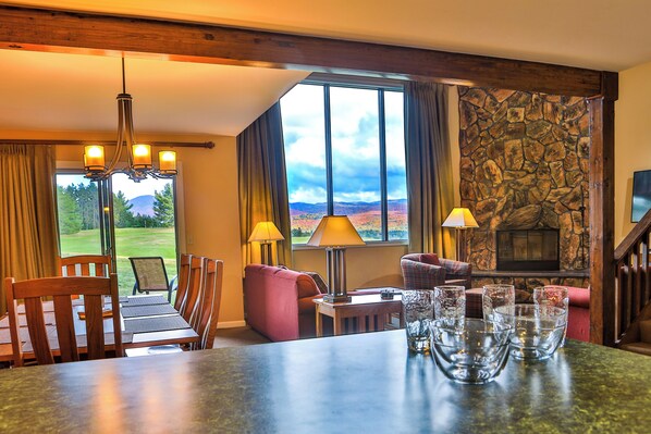 Interior - Marcy Lodge u5 - Magnificent Mountain Views (Lake Placid)