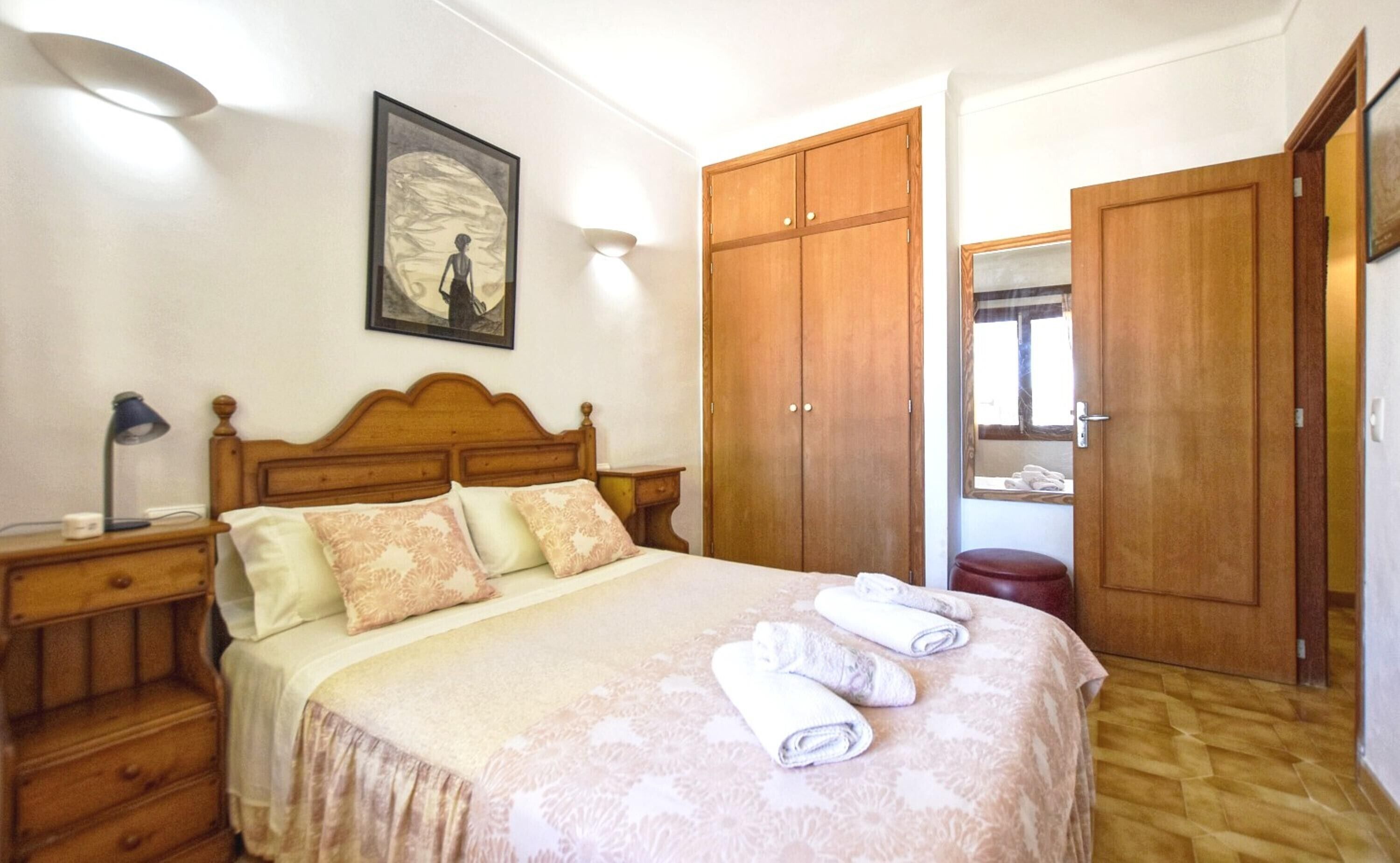 3 camere, ferro/asse da stiro, Wi-Fi gratuito, lenzuola