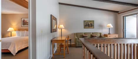 2 bedrooms, desk, iron/ironing board, free WiFi