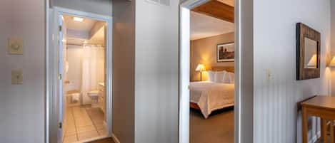 2 bedrooms, desk, iron/ironing board, free WiFi