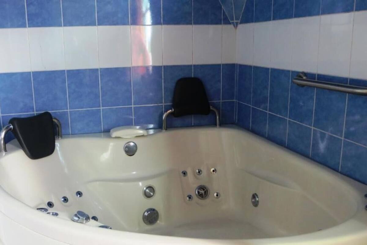 Phòng đôi Deluxe | Phòng tắm | Đồ dùng nhà tắm miễn phí 