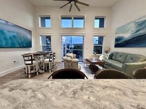 スマートテレビ、テレビゲーム、プリンター