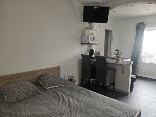 Charmant Studio 30m2 Avec Terrasse