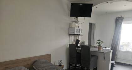 Charmant Studio 30m2 Avec Terrasse