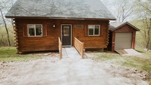 Exterior - Cozy Pettinger Cabin @ Highest Elevation in CTY (Mindoro)