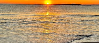 Completely remodeled 2023 1st Flr Oceanview Emerald Isle,3BR/3BA condo