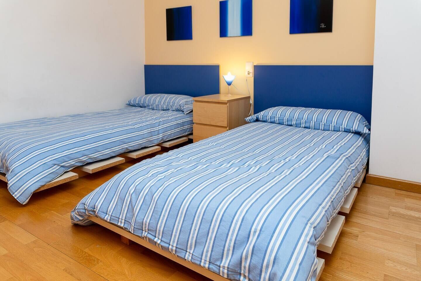 3 bedrooms, in-room safe, iron/ironing board, free WiFi