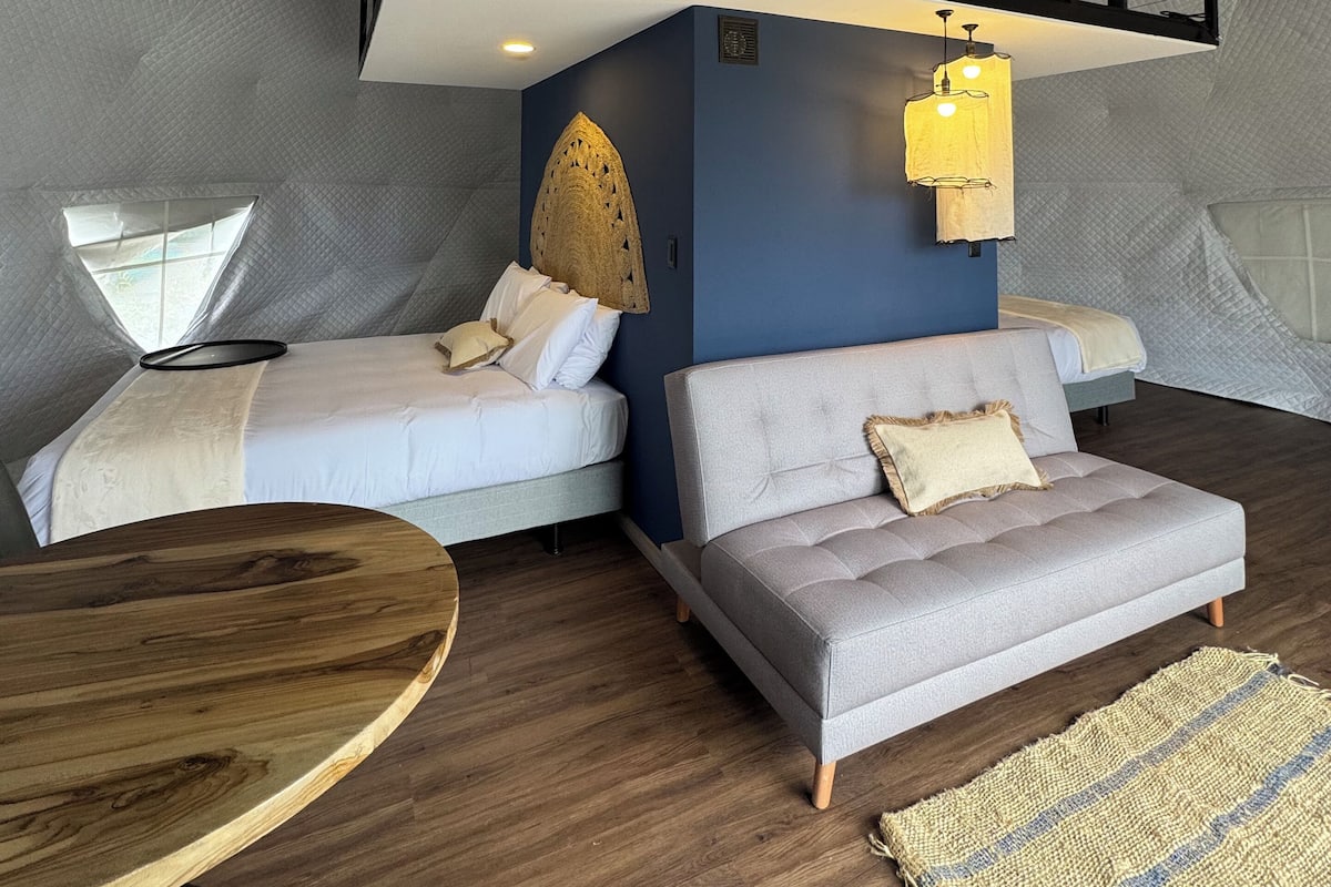 Family Çadır, Sıcak Su Küveti | 2 yatak odası, anti alerjik yatak takımı, yastık yüzeyli yatak, minibar