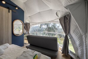 Tente Économique, vue montagne