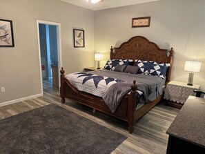 3 bedrooms, in-room safe, free WiFi, bed sheets - Spacious 3 Bedroom Home 1 Acre Unlimited Fast wifi (Saint Francisville)