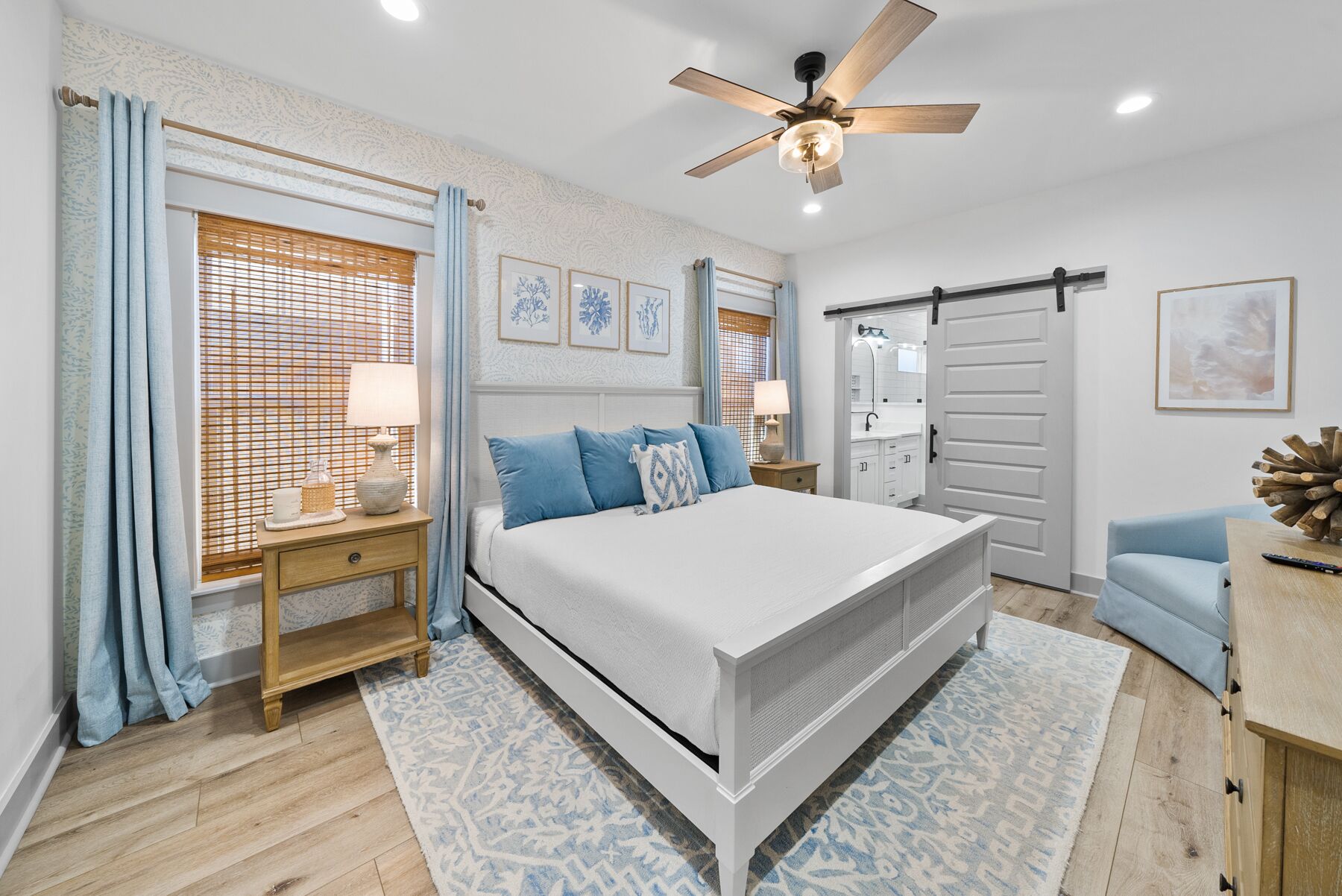 3 bedrooms, iron/ironing board, free WiFi, bed sheets