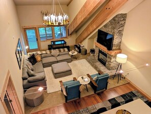 TV, fireplace - Grand Lodge 30 at the Official Collins Lake Resort (Government Camp)