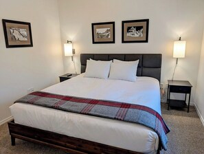 3 chambres, fer et planche Ă repasser, Wi-Fi gratuit, draps fournis