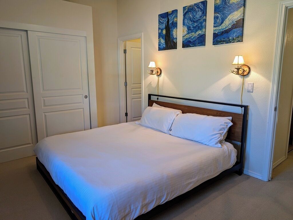2 bedrooms, iron/ironing board, travel crib, free WiFi