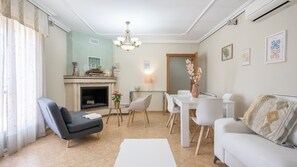 TV, fireplace, DVD player, table tennis