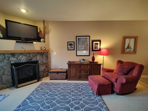 Chalet 40 at the Official Collins Lake Resort Building L