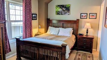 3 bedrooms, iron/ironing board, travel crib, free WiFi