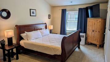 2 bedrooms, iron/ironing board, travel crib, free WiFi