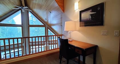 Slope Side Cabin at the Official Collins Lake Resort