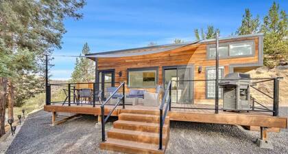 Lake Simtustus Resort Juniper Hill Tiny Home #10 - Hot Tub