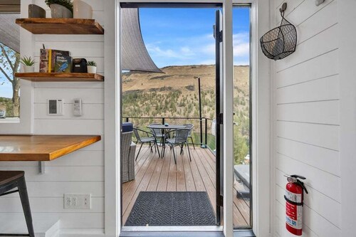 Lake Simtustus Resort Juniper Hill Tiny Home #12 - Hot Tub