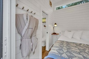 1 quarto, Wi-Fi de cortesia, roupa de cama