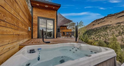 Lake Simtustus Resort Juniper Hill Tiny Home #13 - Hot Tub